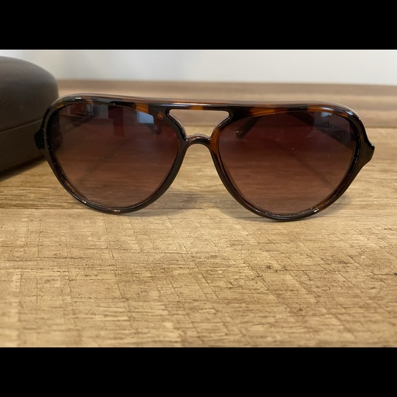 Michael Kors Sunglasses - Picture 2 of 5